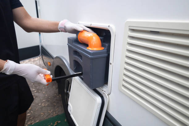 Best Luxury portable toilet rental  in Freeburg, IL